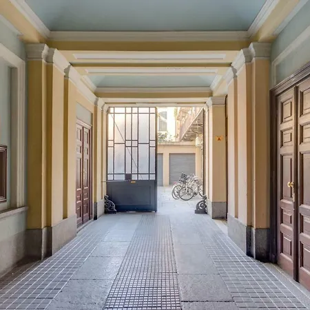 Bilocale In Centro, Stazione Porta Nuova E Metro 公寓 *