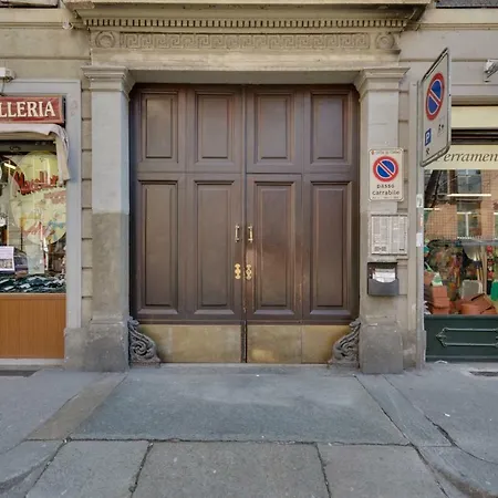 公寓 Bilocale In Centro, Stazione Porta Nuova E Metro 都灵